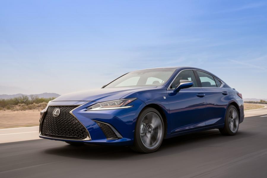  Lexus ES350 F-Sport 2018 года  (NA) (фото 12 из 47)